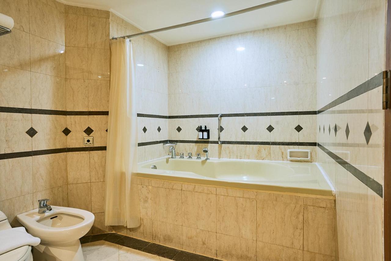 Horison Ultima Menteng Jakarta Exteriér fotografie